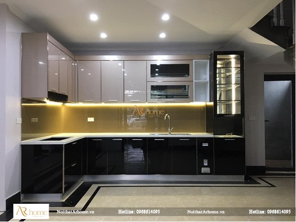 tu-bep-khung-inox-canh-kinh-noi-that-arhome-thiet-ke