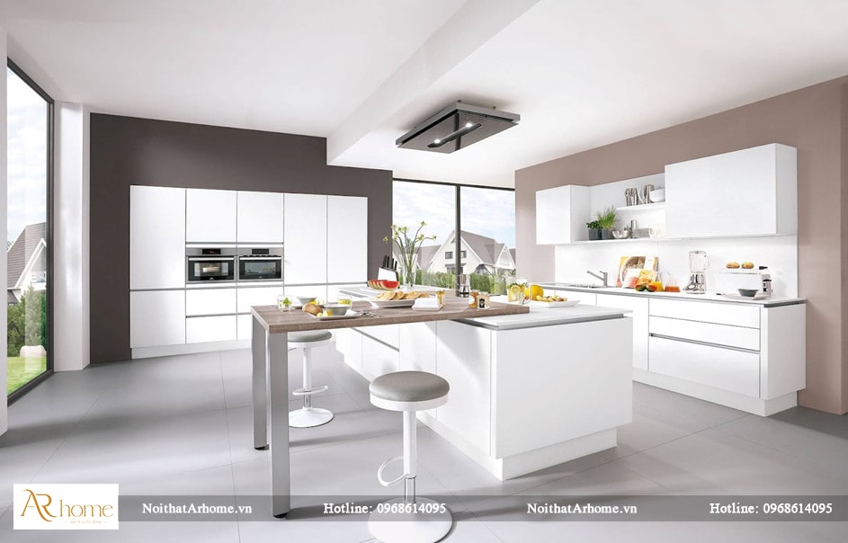 Mẫu tủ bếp đa năng nhỏ 2m màu trắng hiện đại