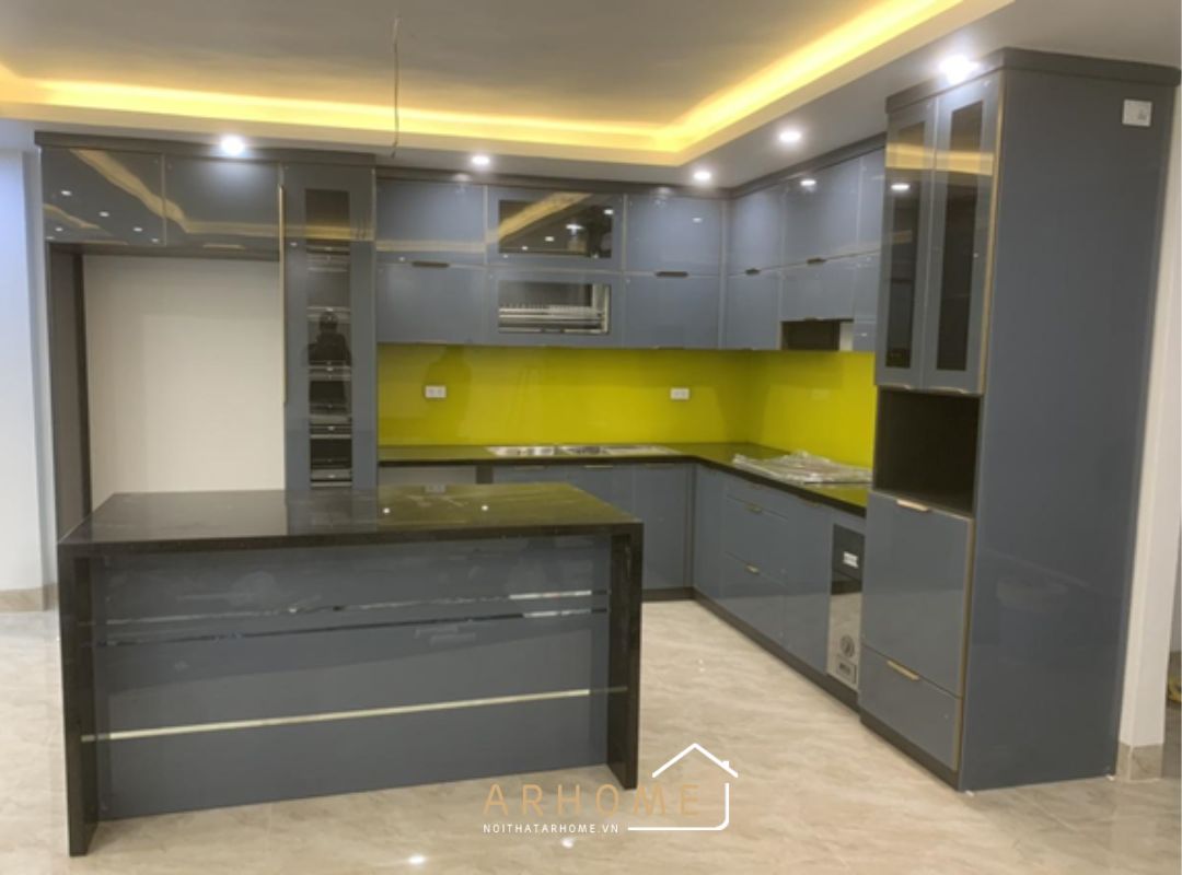 Lắp đặt tủ bếp inox cánh kính cường lực đúng cách
