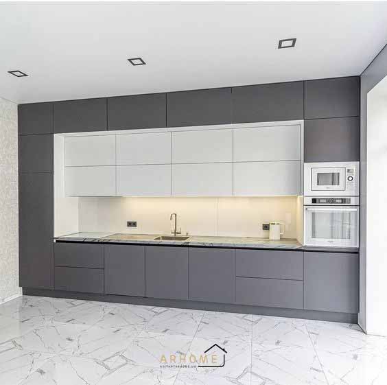 Tủ bếp chữ I cao kịch trần đơn giản dài 4m
