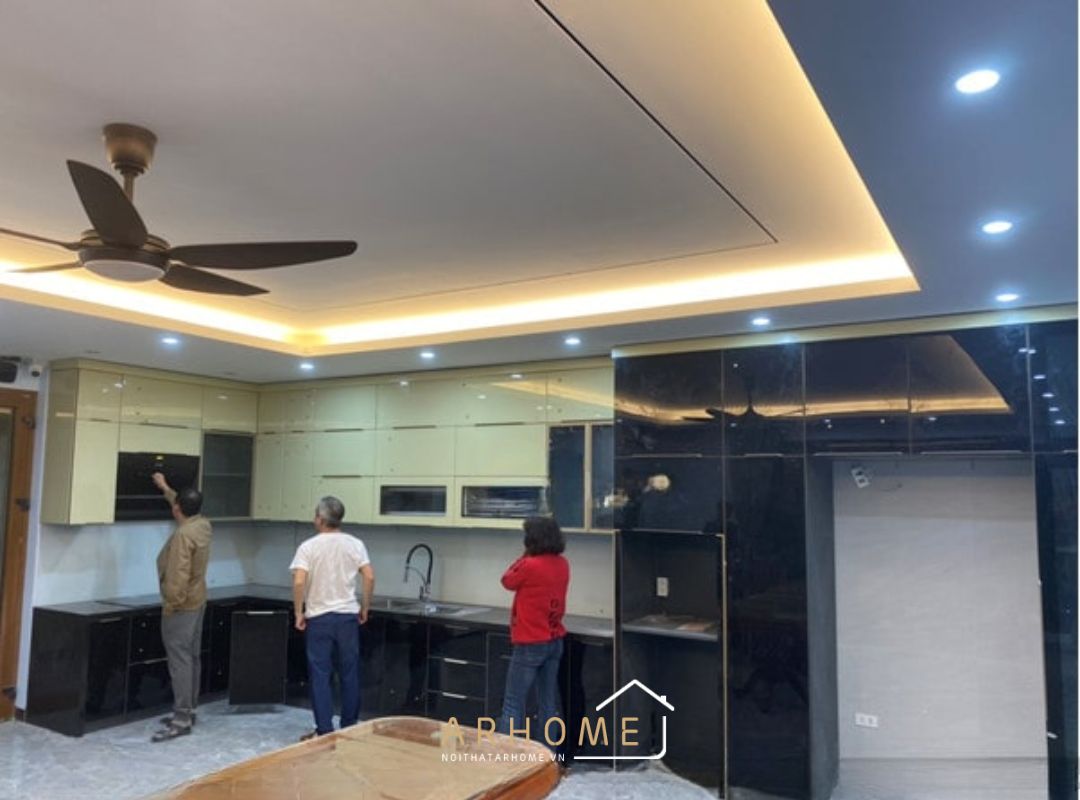 Giá tủ bếp inox cánh kính cường lực
